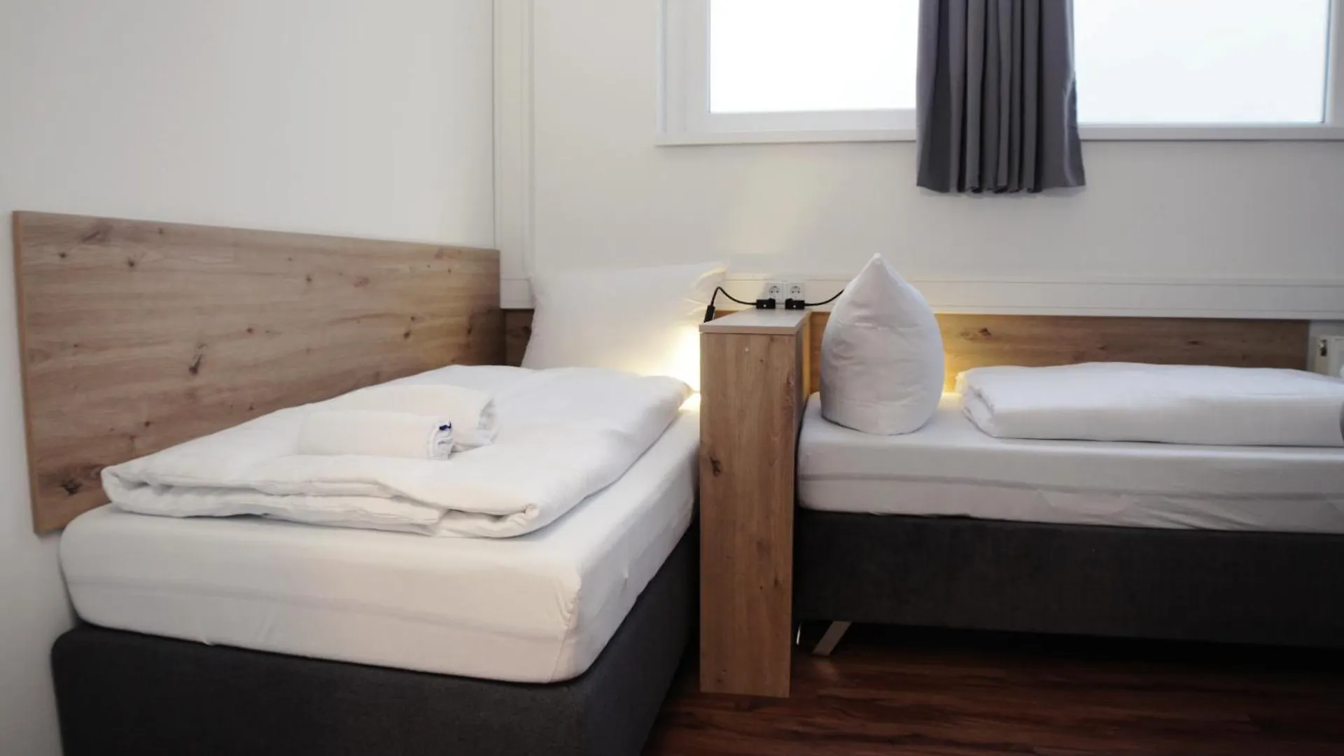 Hive Apartments - Direkt An Der Hannover Messe 0*,