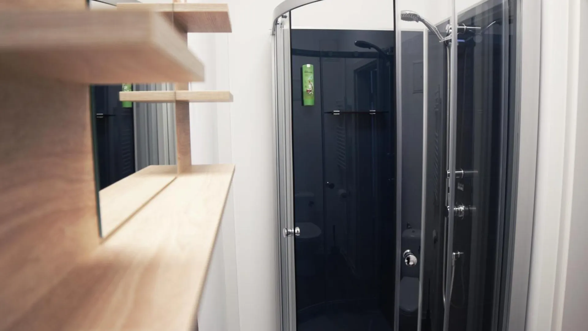 Hive Apartments - Direkt An Der Hannover Messe 0*,